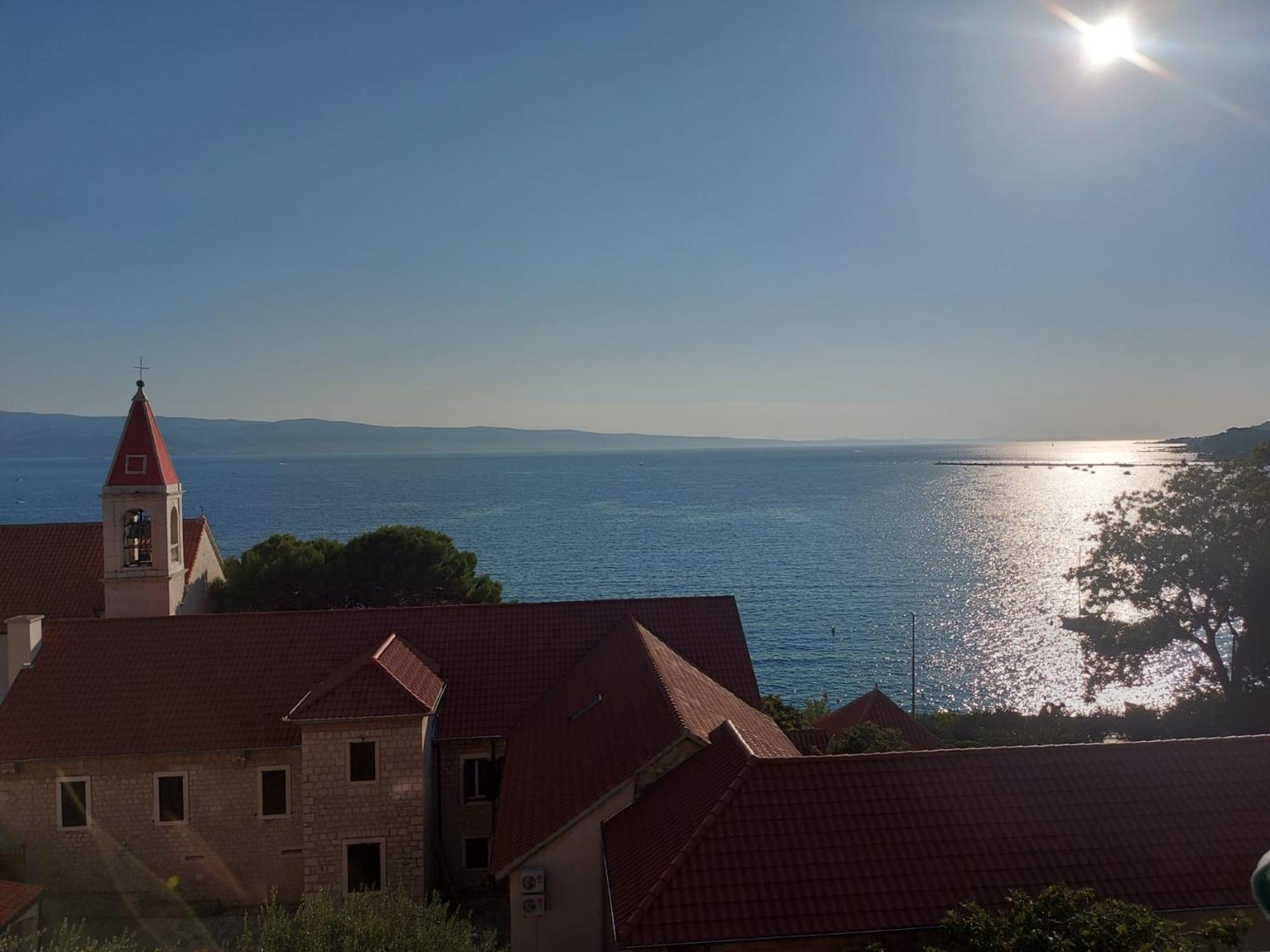 Panorama Sea View Apartment H โอมิช ภายนอก รูปภาพ
